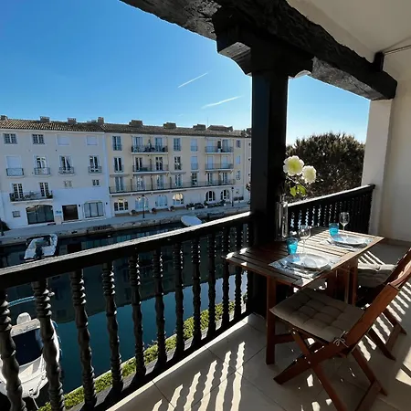 Fully Renovated 2-room With Ac A Large Balcony In The Center